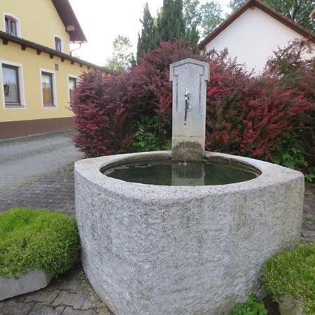 Gasthof Pension Kirschner Lappersdorf  エクステリア 写真
