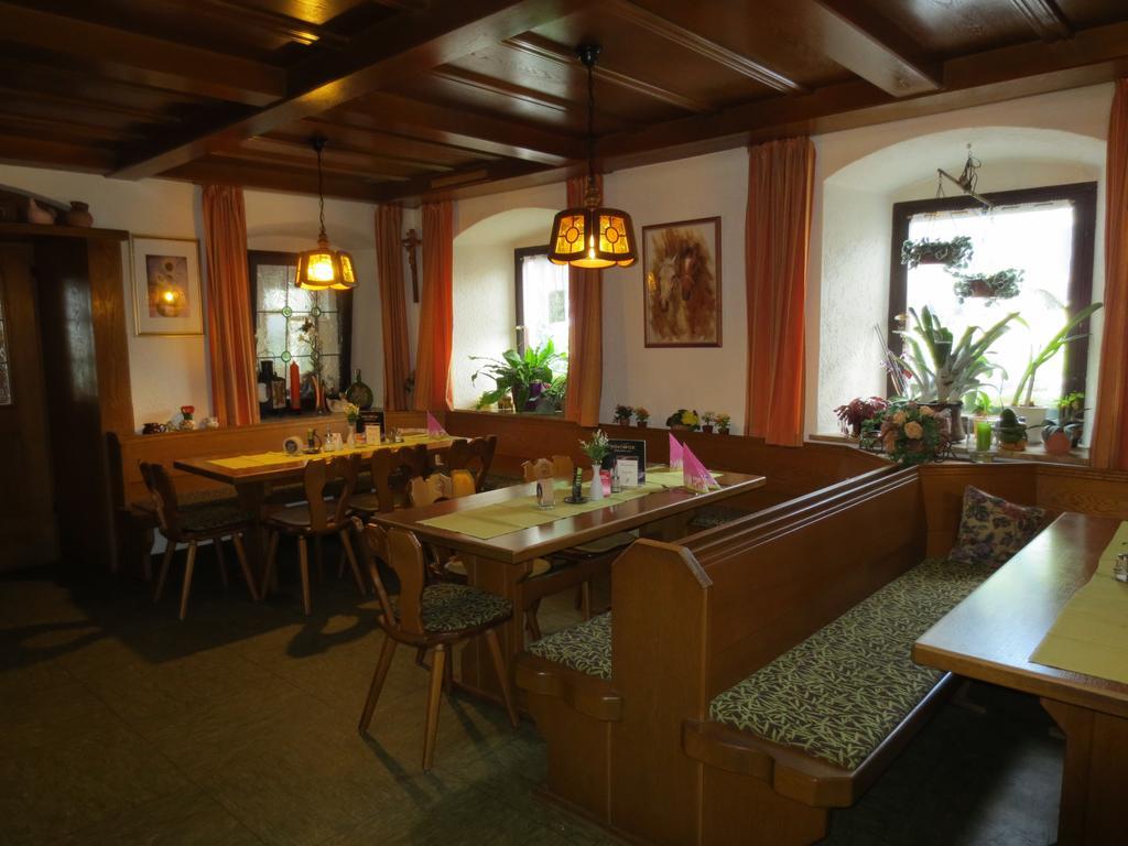 Gasthof Pension Kirschner Lappersdorf  エクステリア 写真