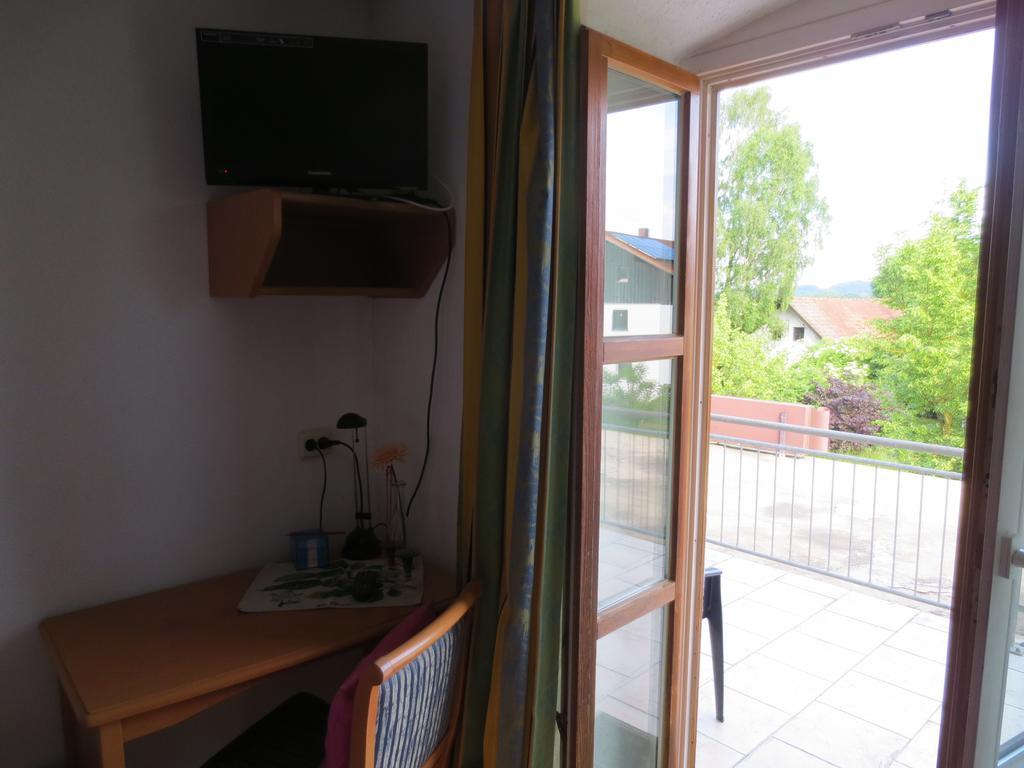 Gasthof Pension Kirschner Lappersdorf  エクステリア 写真